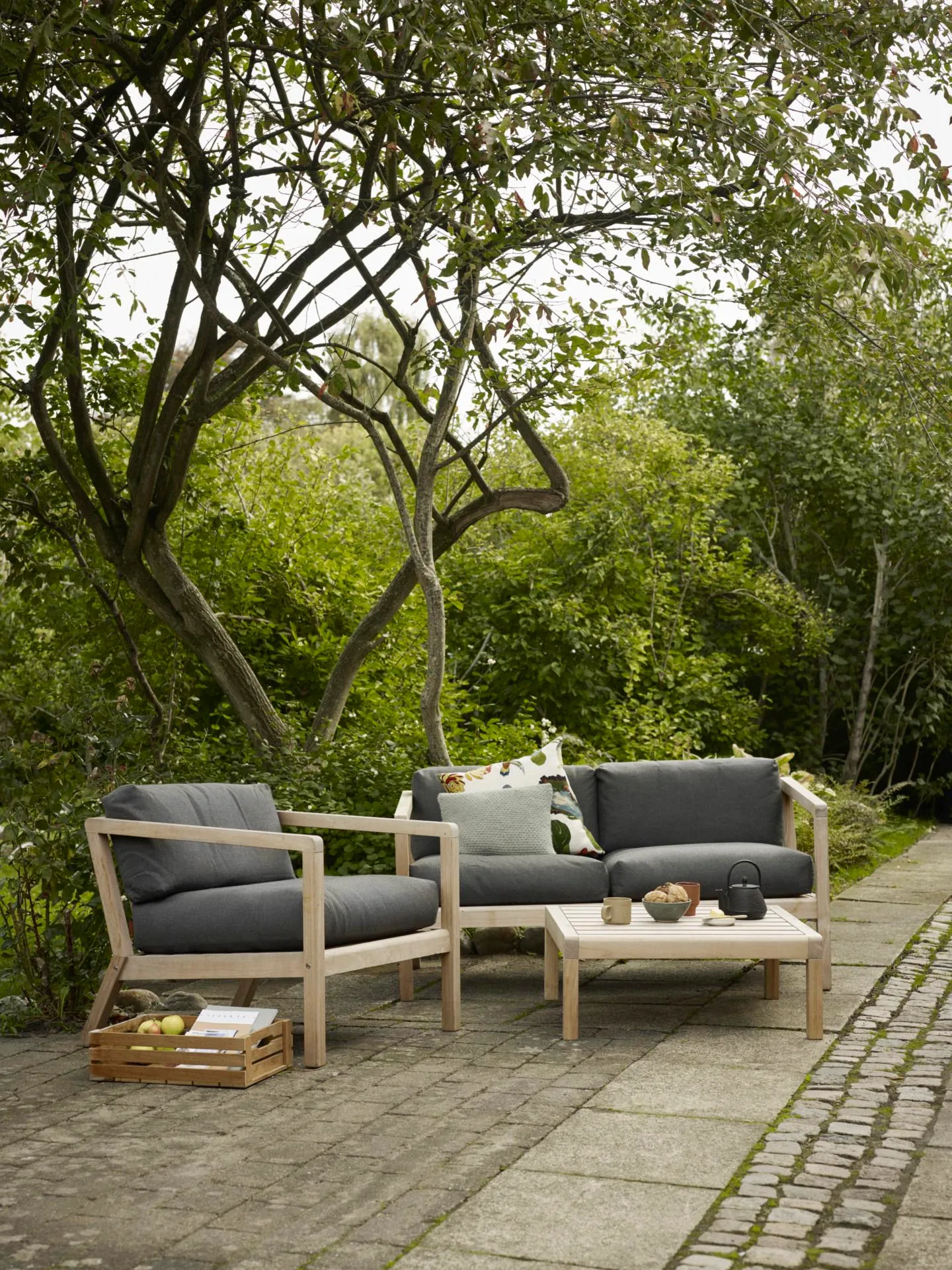 Fritz Hansen VIRKELYST armchair, charcoal - Image 2