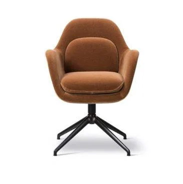 Fredericia SWOON chair, swivel base, brown/black