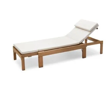 Fritz Hansen RIVIERA -sunbed with cushion, white
