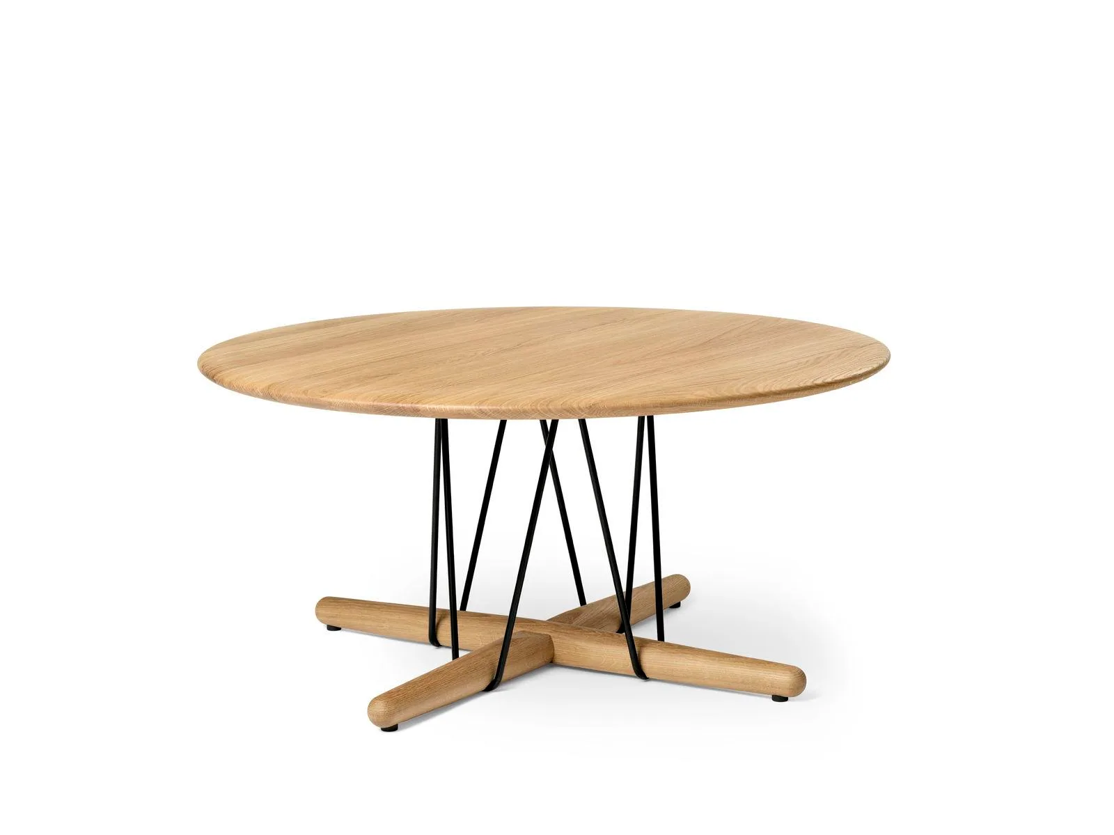 Carl Hansen E021 EMBRACE -pöytä, Ø80cm, öljytty tammi/musta