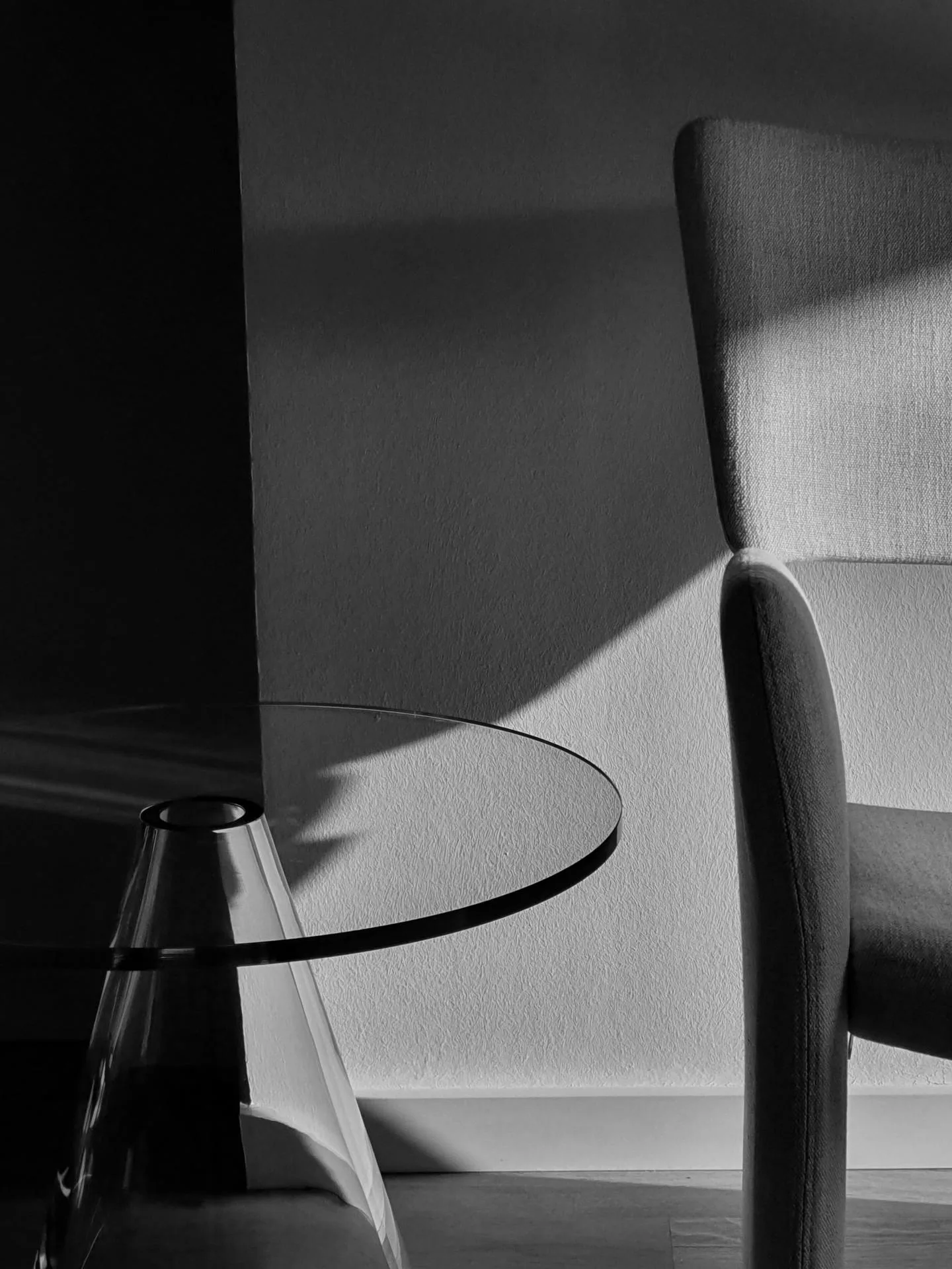 Massproductions SANDER side table - Image 4