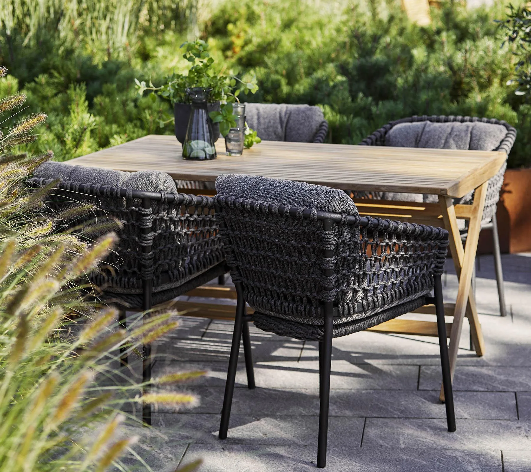 Cane-line FLIP -folding table 140x80 cm - Image 3