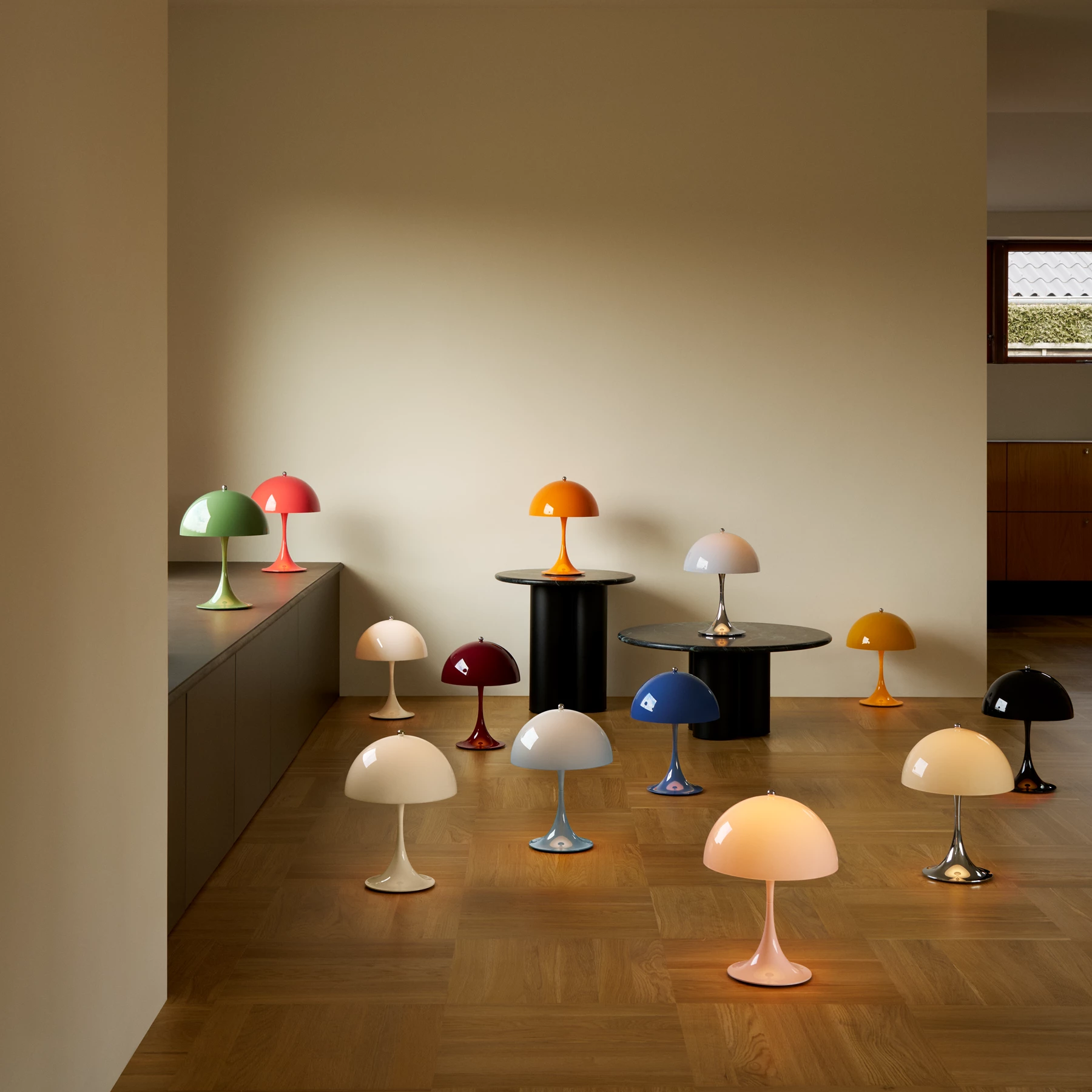 Louis Poulsen PANTHELLA 250 PORTABLE table lamp - Image 2