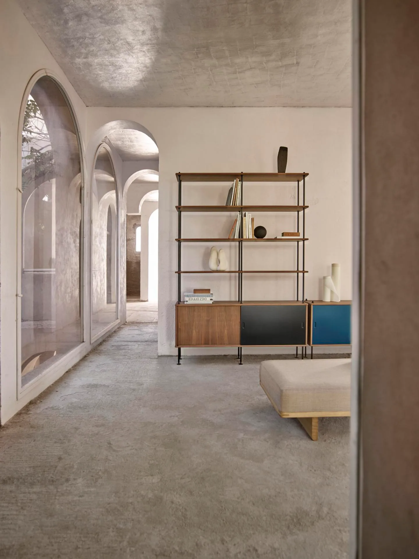 Carl Hansen BM0253 hylly, matala, öljytty pähkinä - Image 2