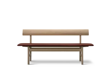 Fredericia BM Bench, oak light oiled, burnt Sienna leather