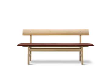 Fredericia BM Bench, oak soaped, burnt sienna leather
