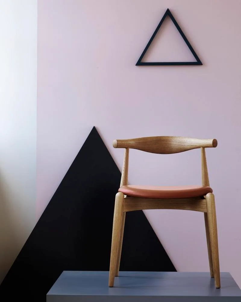 Carl Hansen CH20 chair, white oiled oak / light leather - Image 5