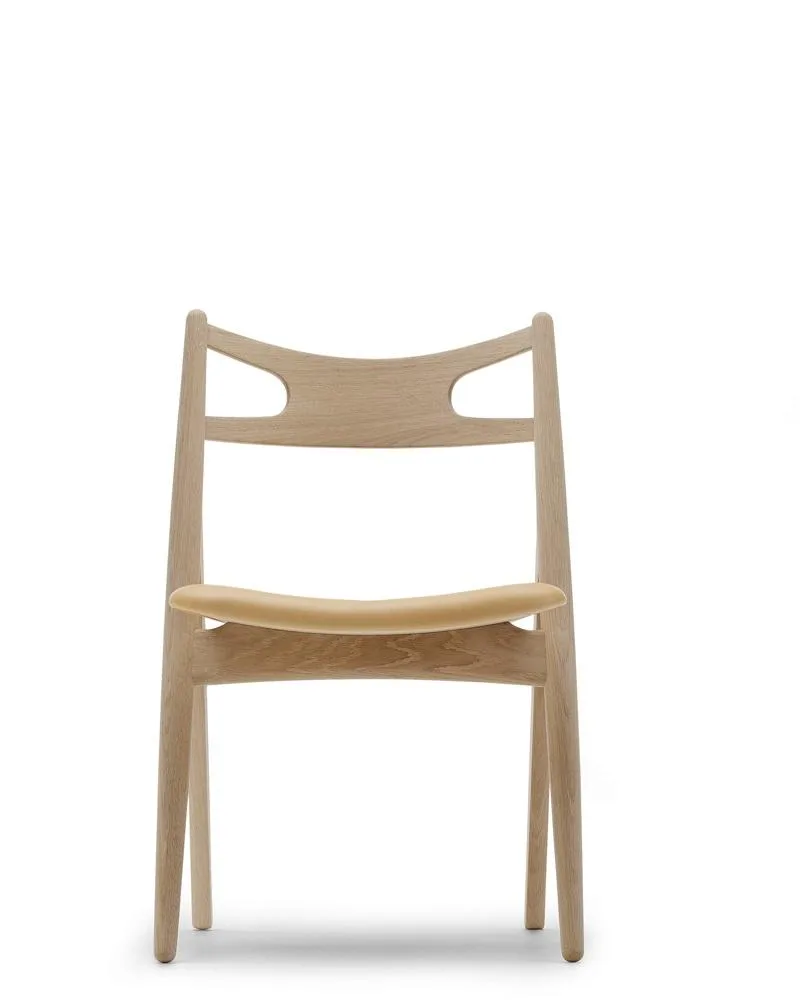 Carl Hansen CH29P chair, soaped oak / leather
