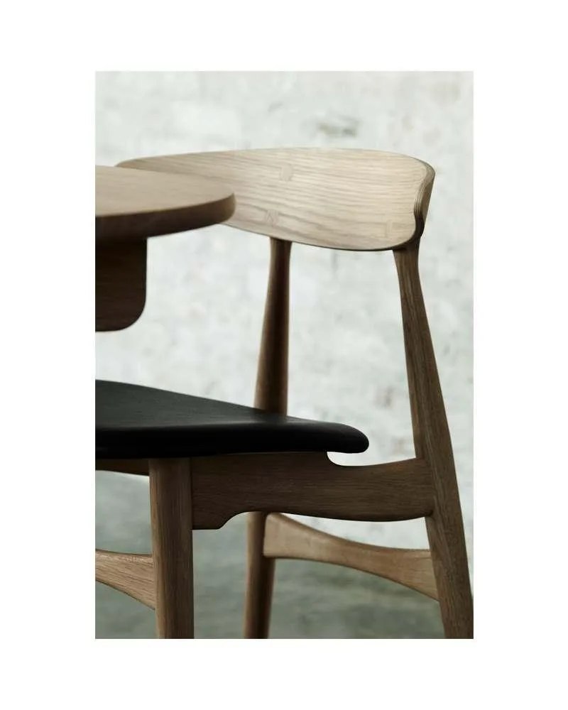 Carl Hansen CH33P -tuoli, öljytty tammi / musta nahka - Image 5