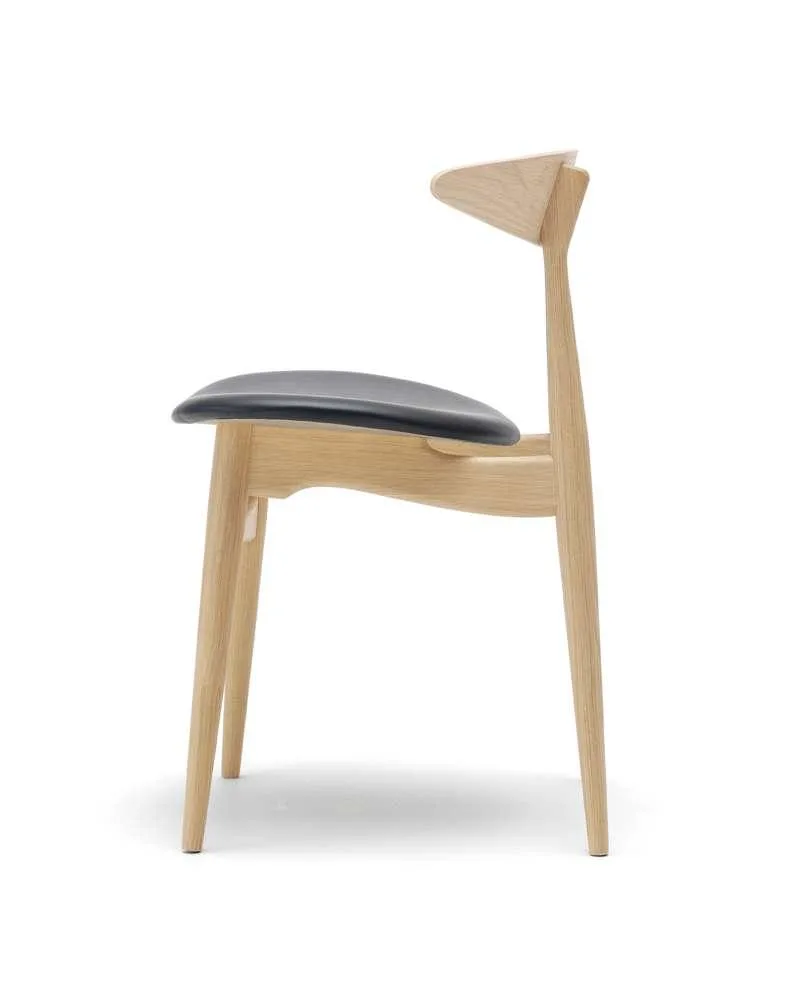 Carl Hansen CH33P -tuoli, öljytty tammi / musta nahka - Image 3