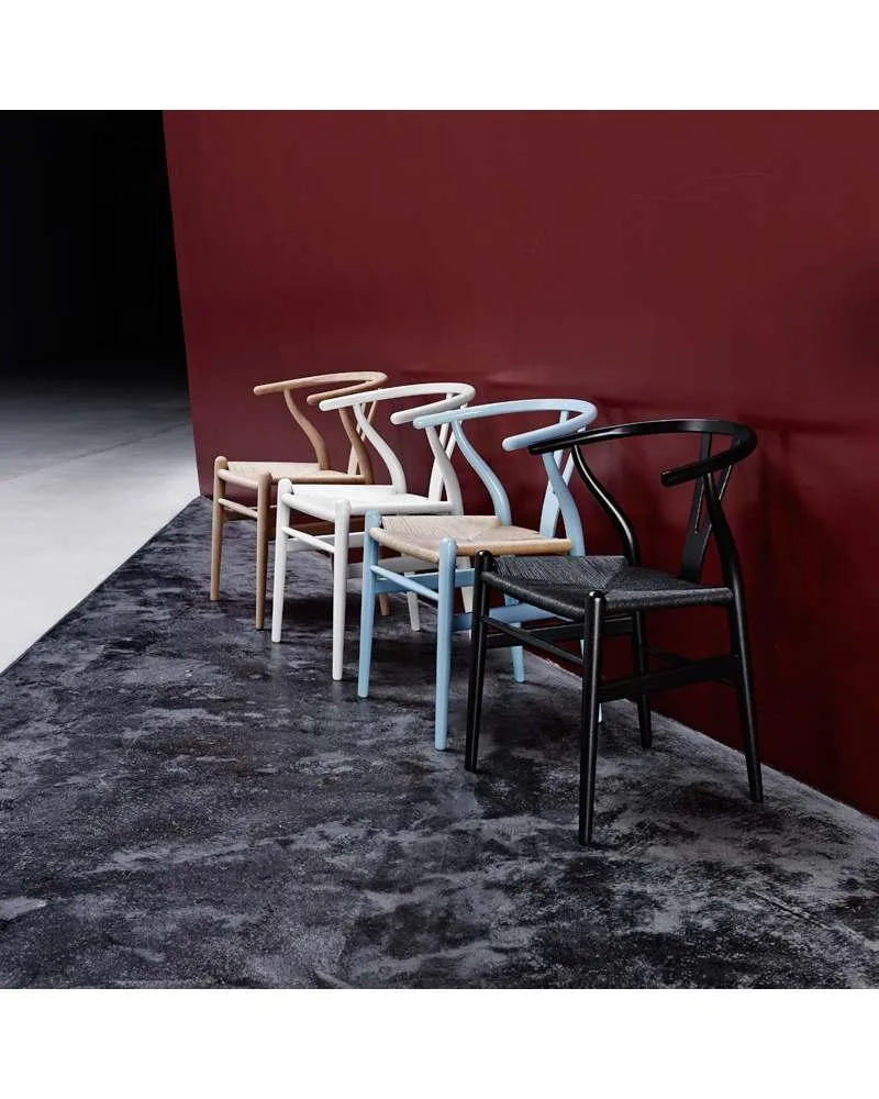 Carl Hansen CH24 -tuoli, musta tammi/luonnonvärinen istuin - Image 6