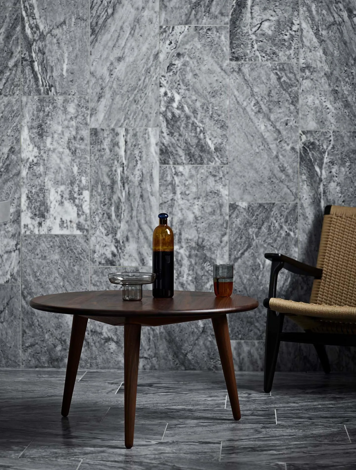 Carl Hansen CH25 chair, black oak / natural paper cord - Image 4