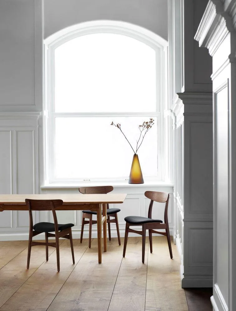 Carl Hansen CH30P chair, oiled walnut / fabric upholstery - Image 3