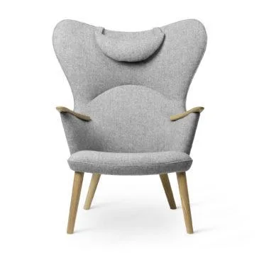 Carl Hansen CH78 MAMA BEAR armchair, light grey / oiled oak