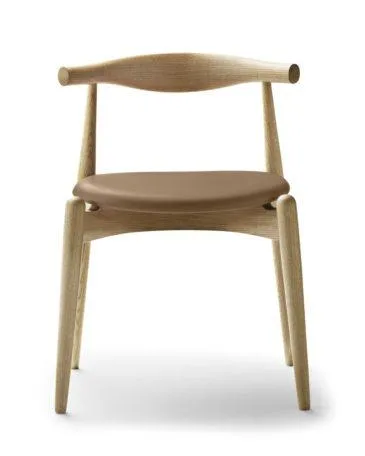 Carl Hansen CH20 chair, oiled oak / light brown leather