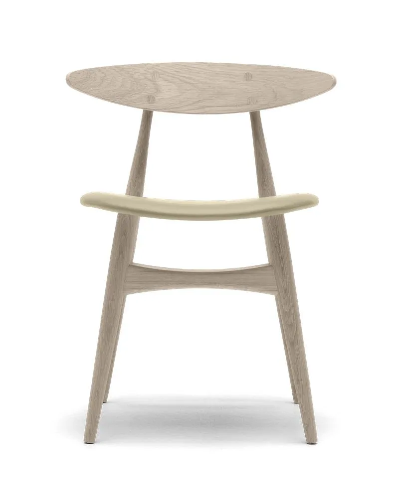 Carl Hansen CH33P chair, white oiled oak / light leather
