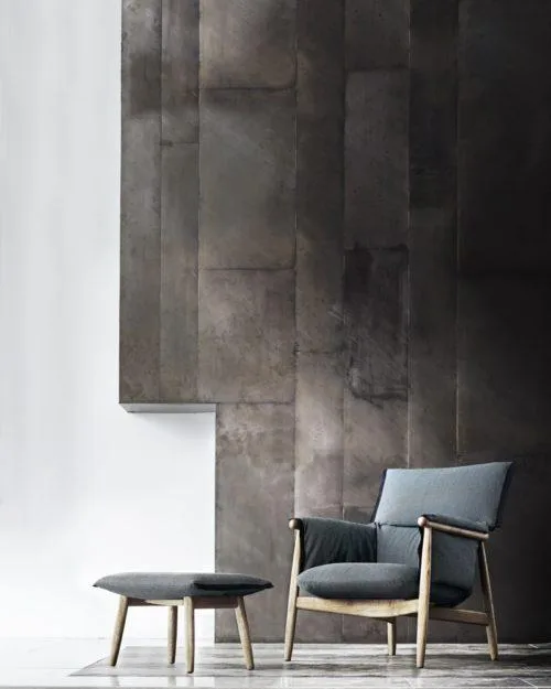 Carl Hansen E015 EMBRACE lounge chair, black painted oak / leather - Image 4