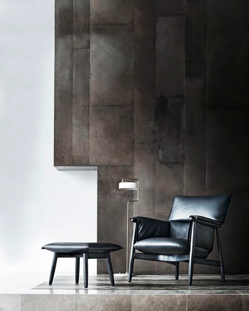 Carl Hansen E005 EMBRACE chair, oiled oak / leather - Image 5
