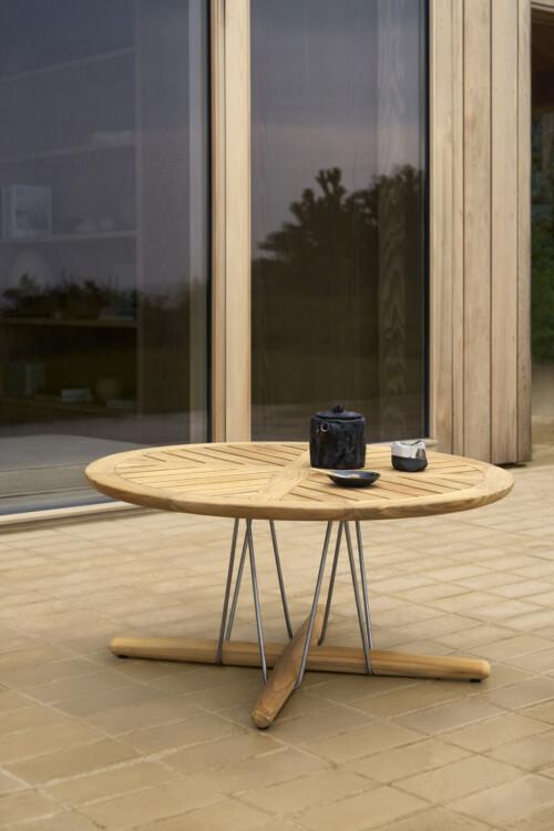 Carl Hansen E023 EMBRACE -sohvapöytä - Image 8