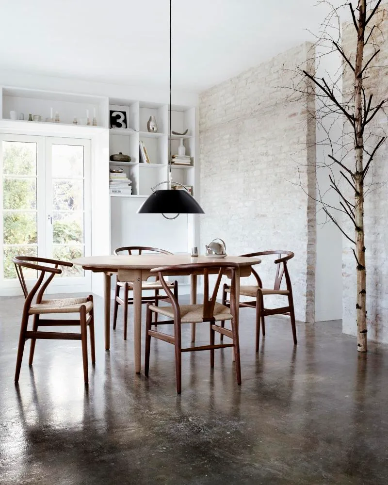 Carl Hansen CH337 dining table - Image 2