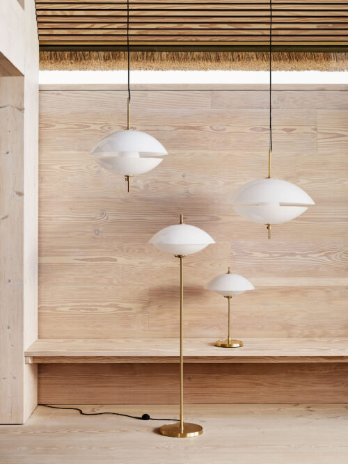 Fritz Hansen CLAM-lattiavalaisin - Image 10