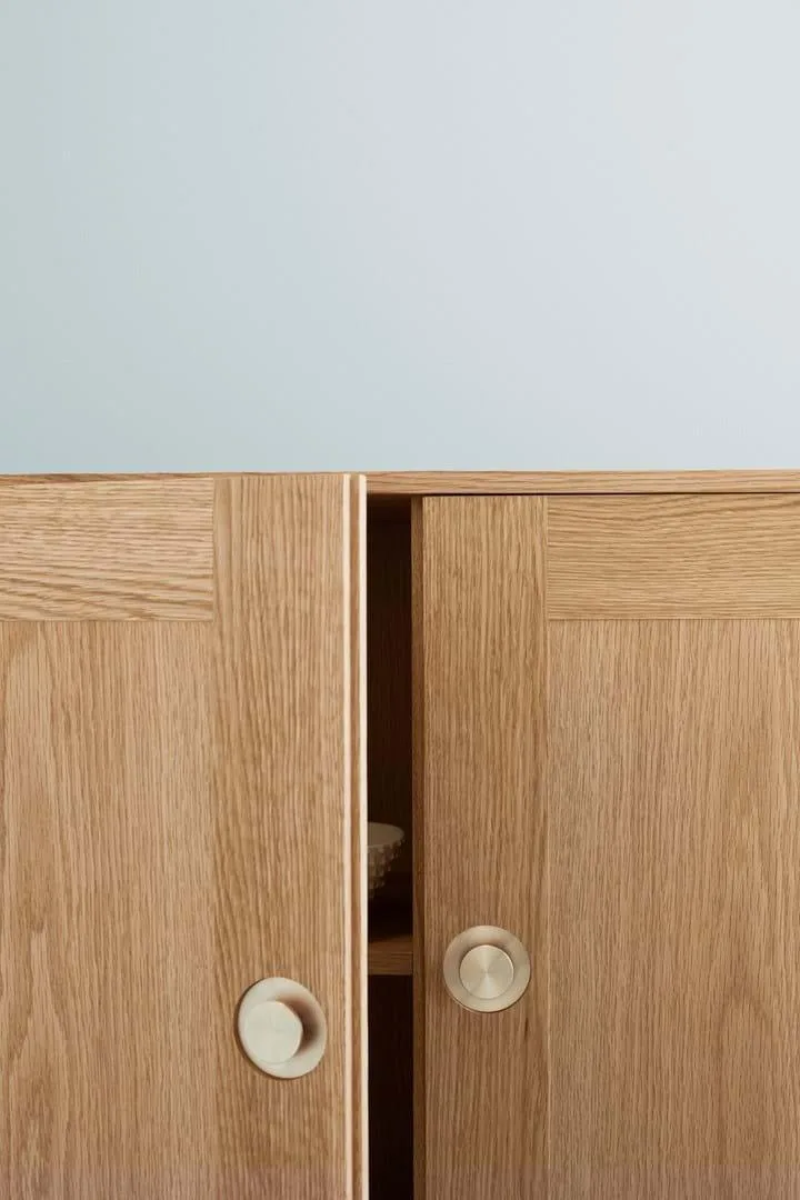 Carl Hansen FK632115 cabinet, oiled oak - Image 2