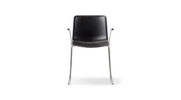 Fredericia PATO armchair, sledge base, black/chrome
