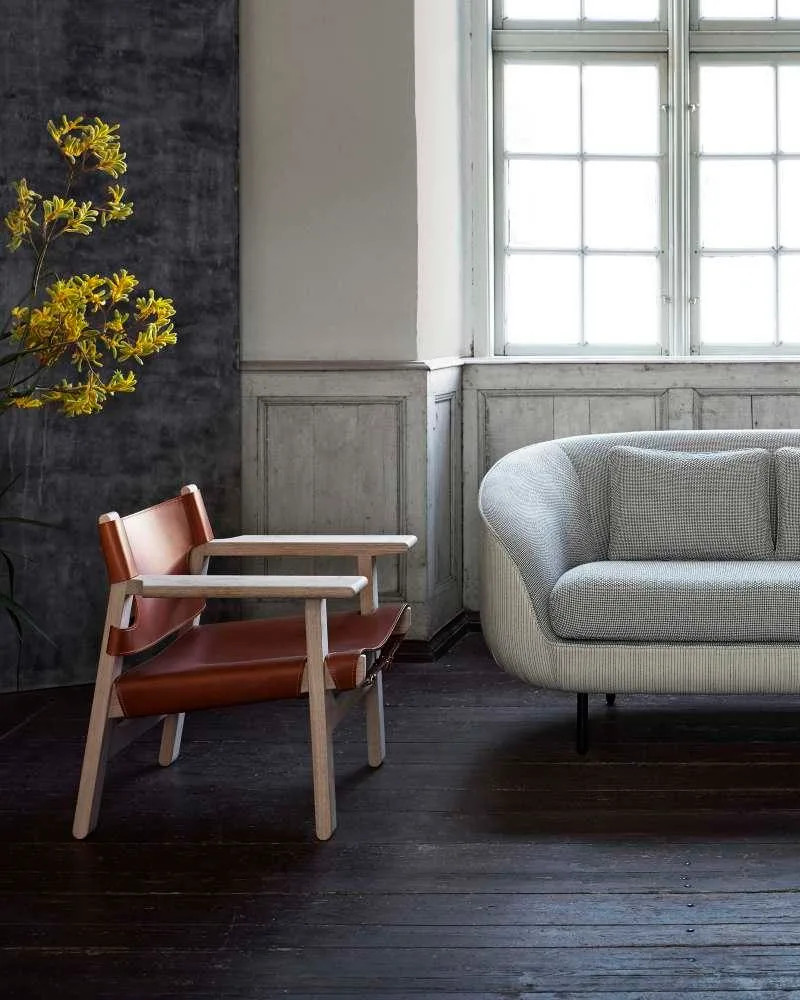 Fredericia THE SPANISH CHAIR -nojatuoli, öljytty tammi/luonnonvärinen nahka - Image 4