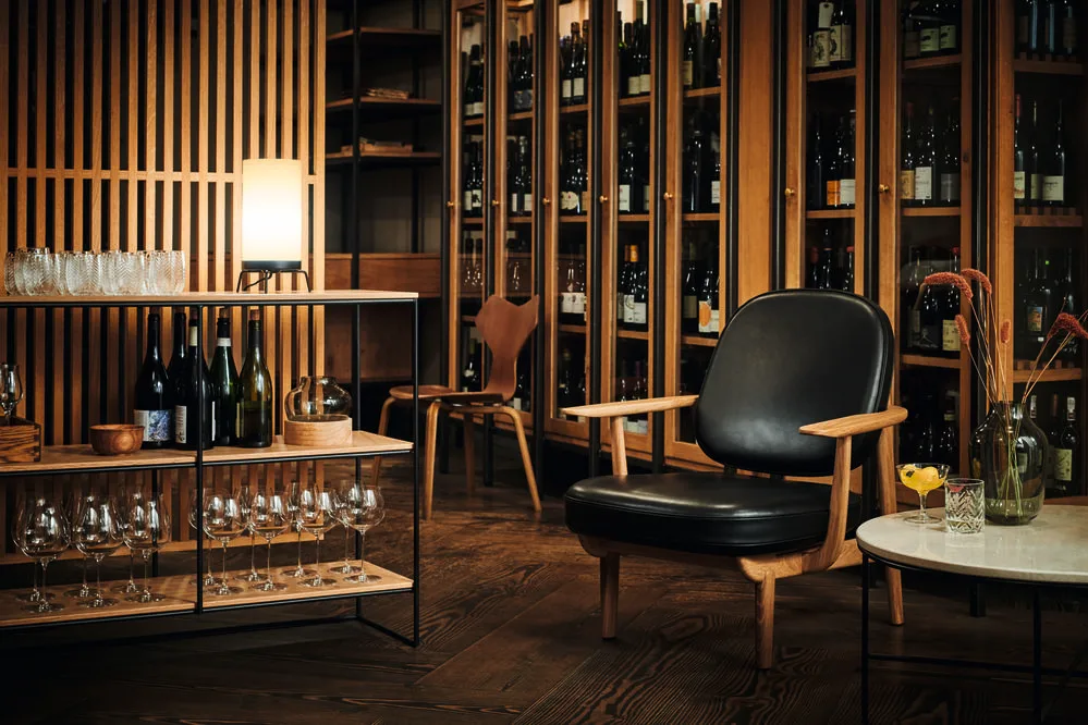 Fritz Hansen JH97 FRED lounge chair - Image 4