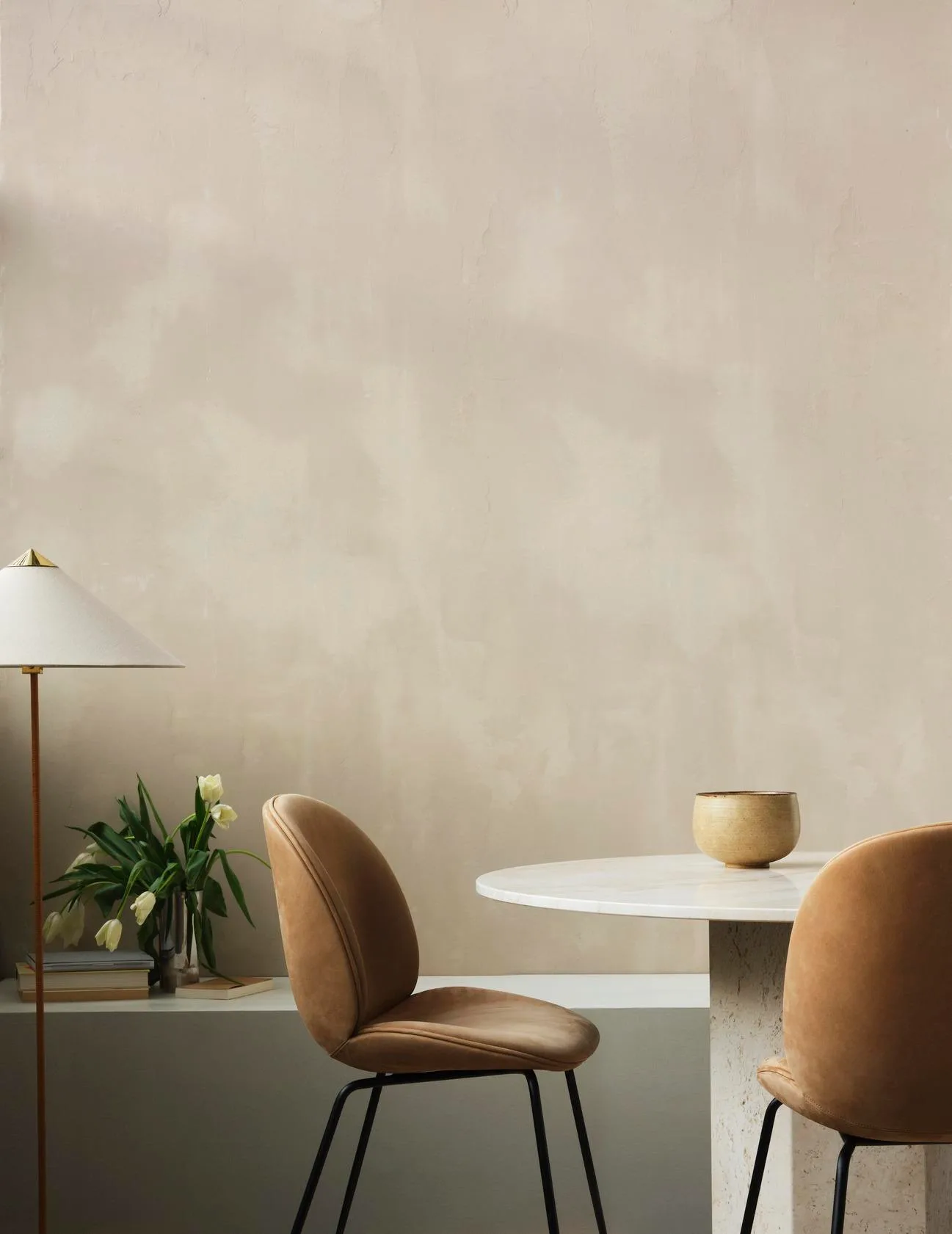 GUBI BEETLE chair, fully upholstered - Image 11