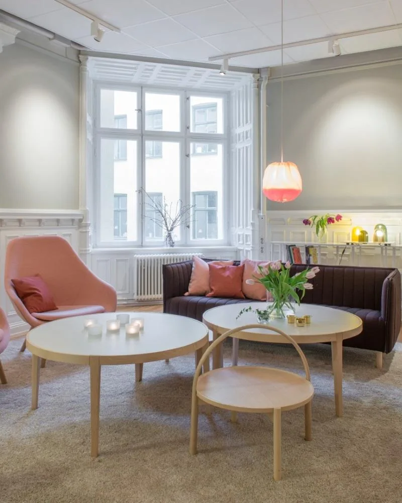 Gärsnäs ELNA -pöytä, kahvalla - Image 3