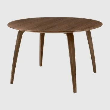 GUBI dining table, Ø120 cm, walnut