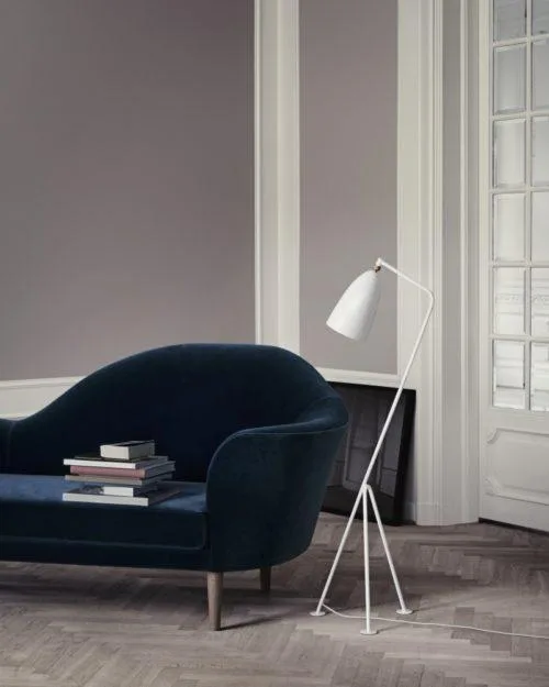 GUBI GRÄSHOPPA floor lamp, white - Image 3