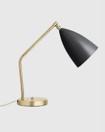 GUBI GRÄSHOPPA table lamp, black/brass