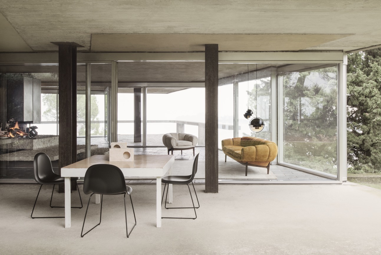 GUBI 3D-tuoli, valkoinen muovi/musta - Image 3