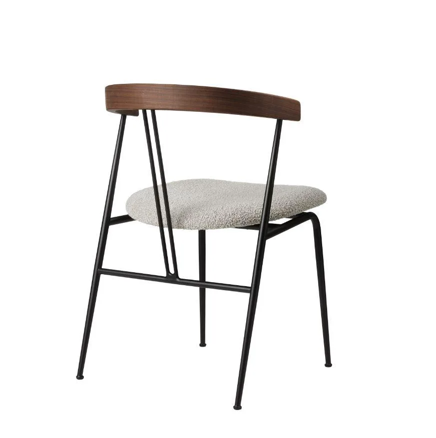 GUBI VIOLIN dining chair, seat upholstered, light grey / walnut - Image 2