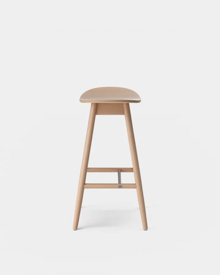 Massproductions ICHA barstool 65 cm, natural beech - Image 3