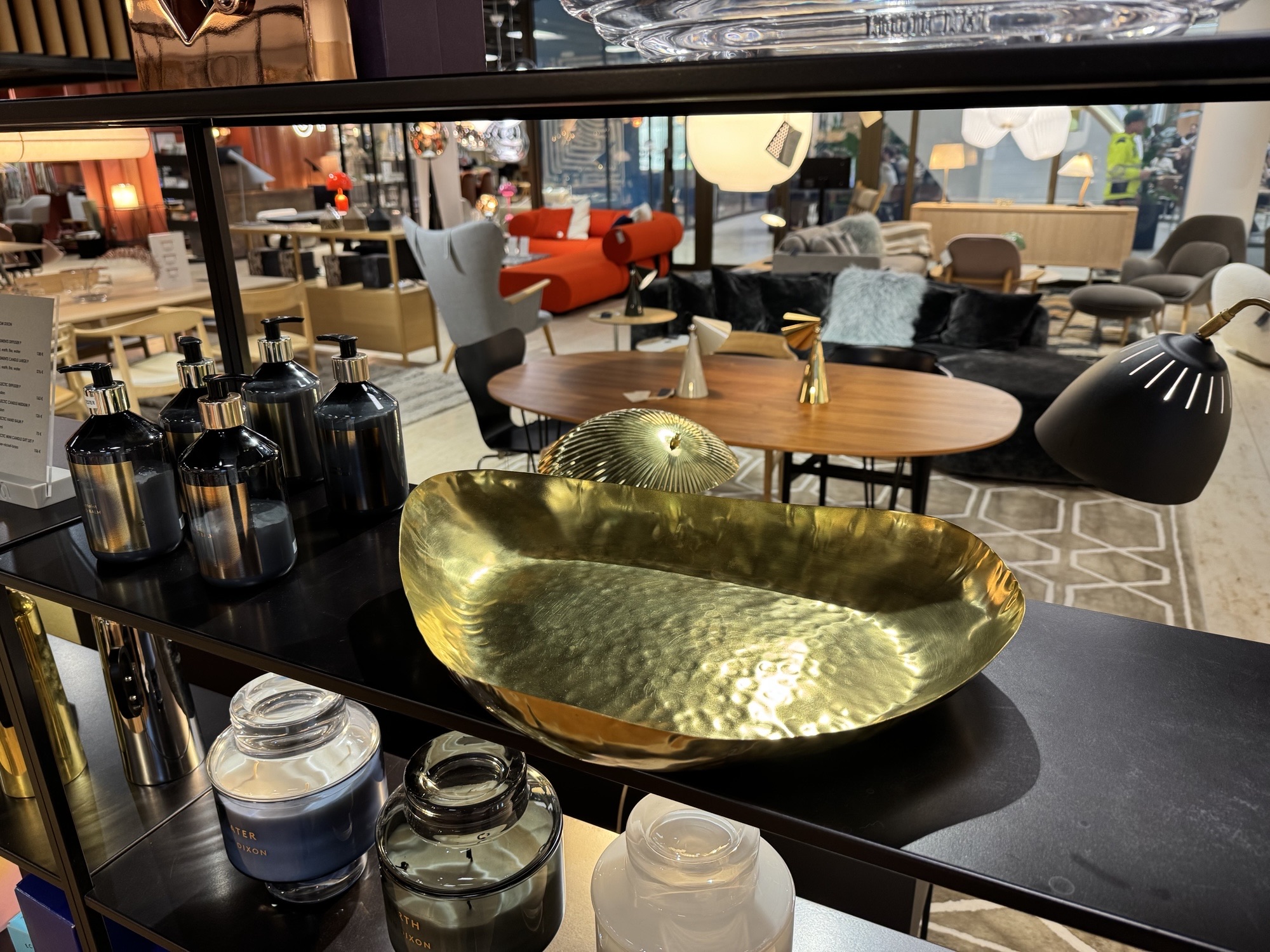 Tom Dixon BASH -tarjoiluastia (4kpl jäljellä), outlet - Image 4