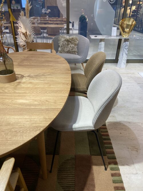 GUBI BEETLE-tuoli vaalea (4kpl jäljellä), outlet - Image 5