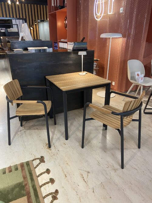 Mindo 101-ulkoruokapöytä, tummanharmaa alumiini/tiikki, outlet - Image 2
