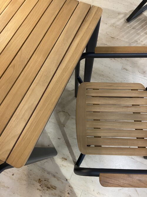 Mindo 101-ulkoruokapöytä, tummanharmaa alumiini/tiikki, outlet - Image 4