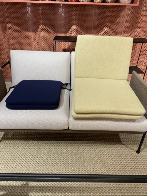 Fritz Hansen SELANDIA- käsinojallisen tuolin tyyny (2kpl jäljellä), tummansininen, outlet - Image 2