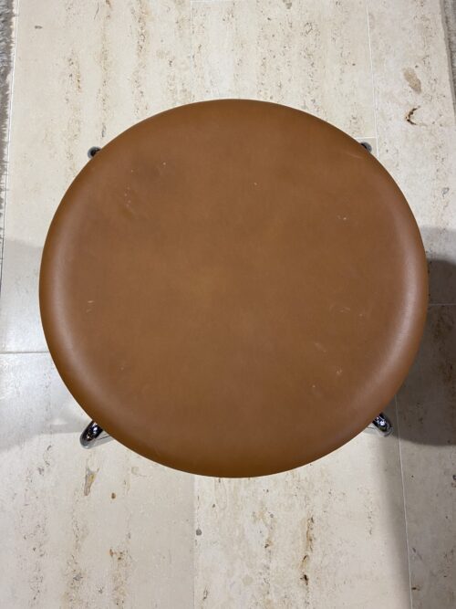 Fritz Hansen DOT-jakkara, pähkinänruskea nahka/kromi, outlet - Image 3