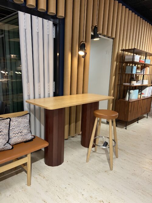 Karl Andersson & Söner CAP-baaripöytä, lakattu tammi/petsattu saarni, outlet - Image 2