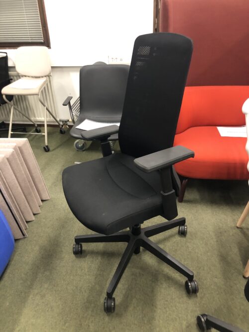 Interstuhl PURE 113 -työtuoli, musta verhoilu/musta, outlet - Image 2