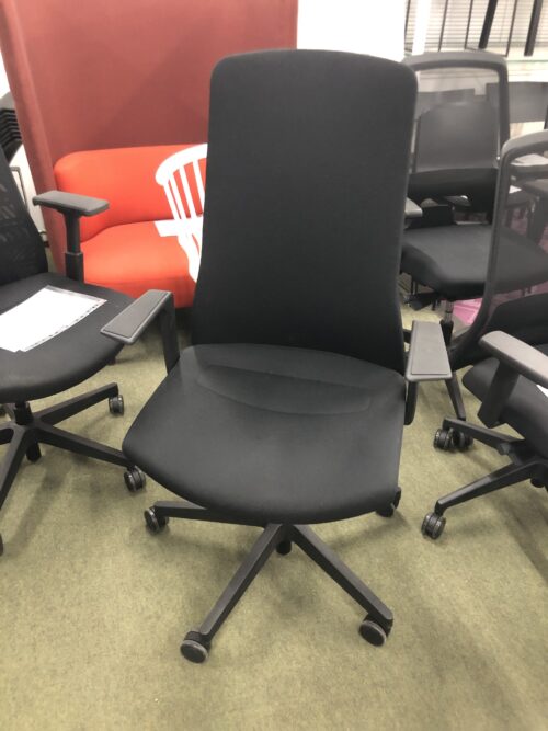 Interstuhl PURE 113 -työtuoli, musta verhoilu/musta, outlet - Image 2
