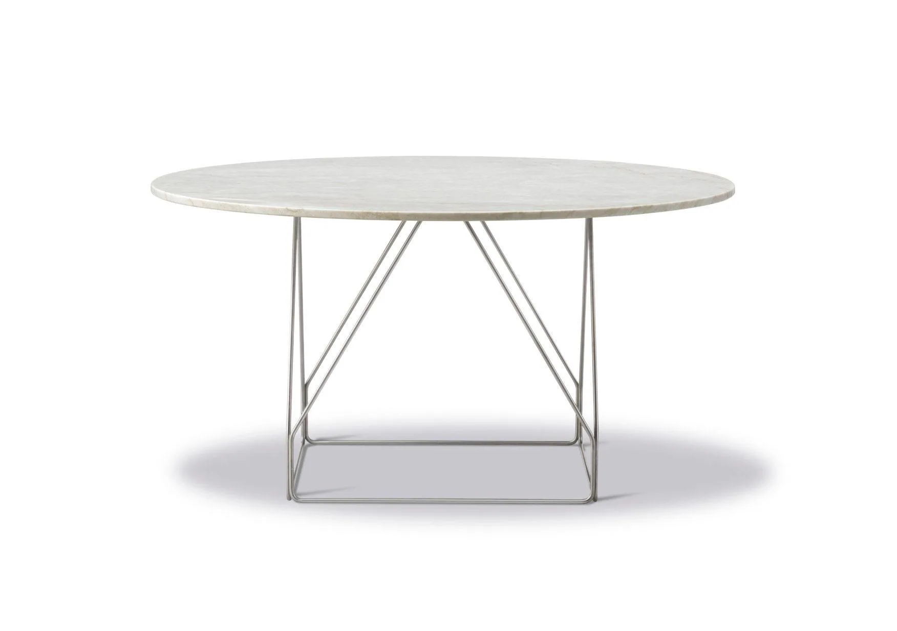 Fredericia JG -dining table, Ø 140 cm, ivory quartzite / stainless steel