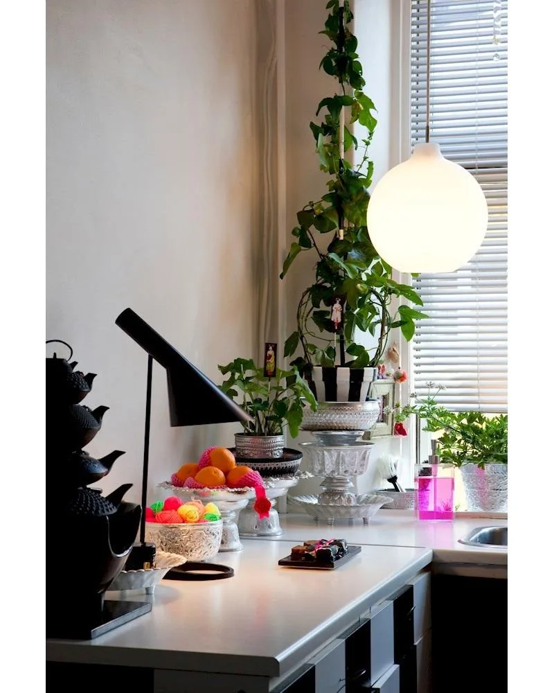 Louis Poulsen WOHLERT -riippuvalaisin, Ø350 mm - Image 3