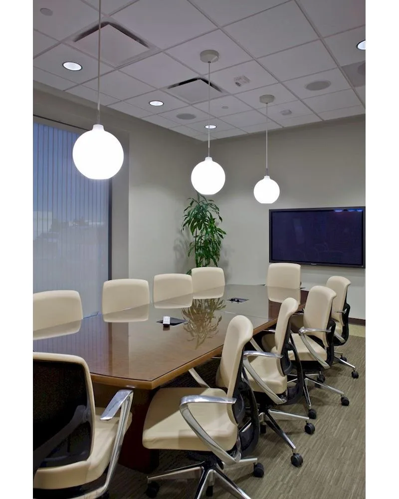 Louis Poulsen WOHLERT -riippuvalaisin, Ø350 mm - Image 5