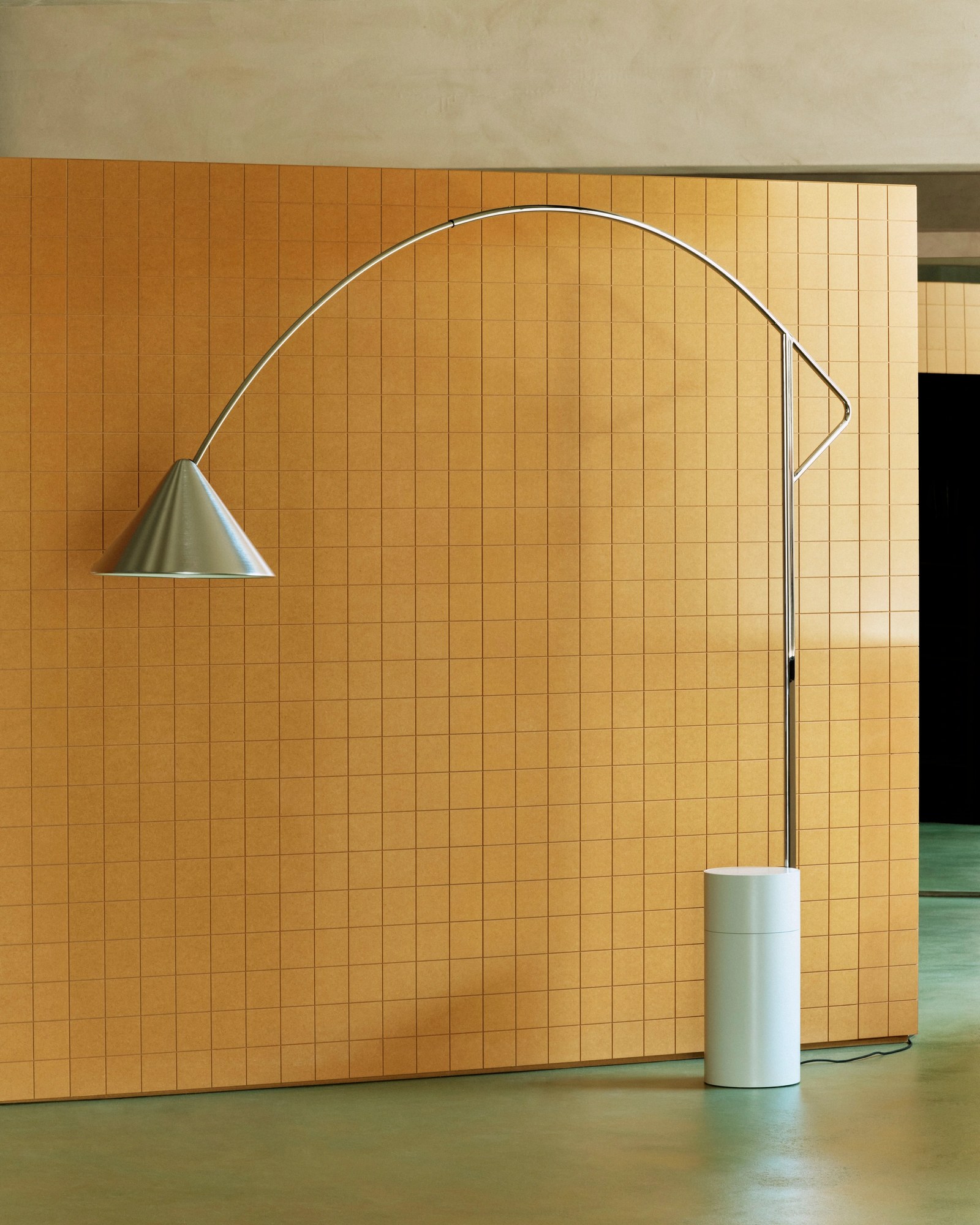 HAY COMPASS floor lamp - Image 3
